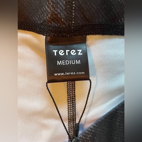 Terez Black Crystal EmojiCindy/Mindy Performance Leggings Black Gold Medium NWT - Picture 6 of 11